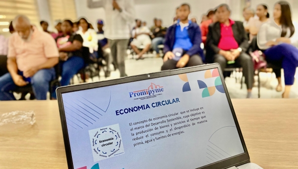 Gestión Medioambiental Promipyme imparte charlas en La Romana